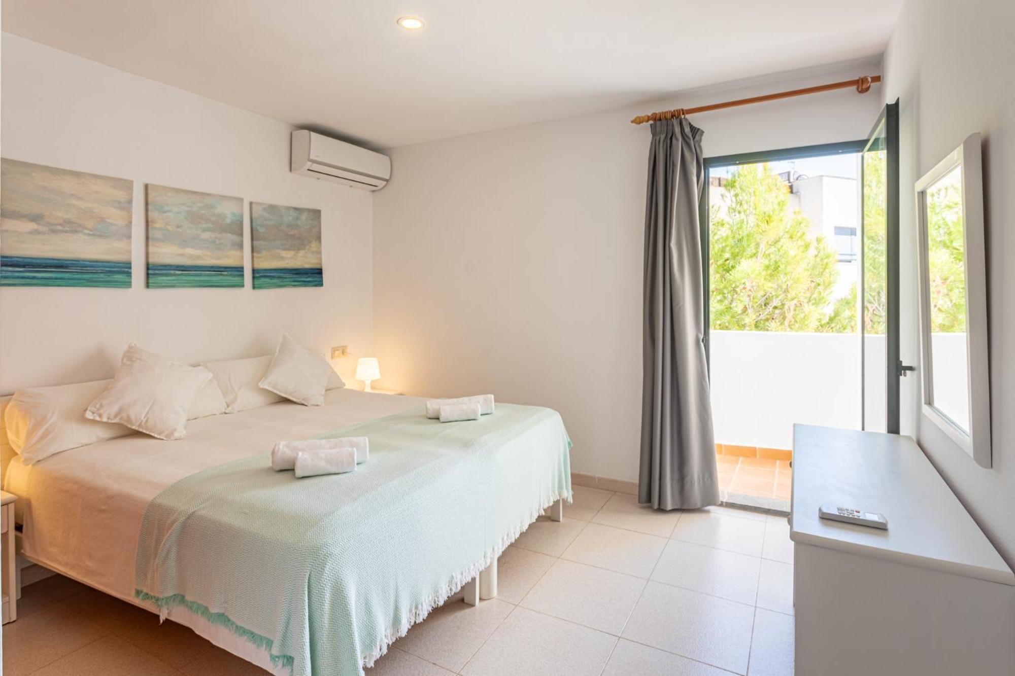 Apartamentos Es Dolc Colonia de Sant Jordi Extérieur photo